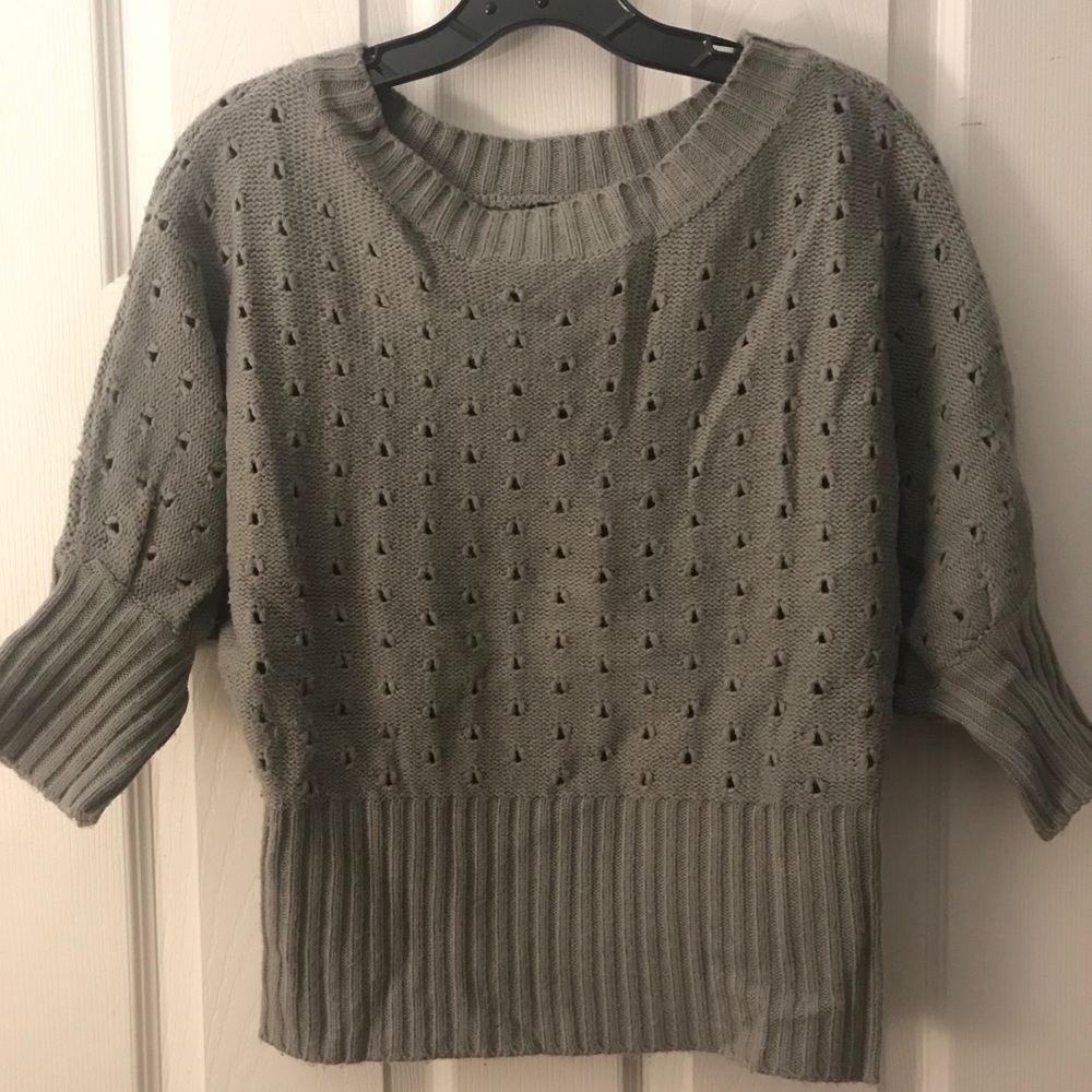 Women’s Knit Sweater 3/4 Sleeve